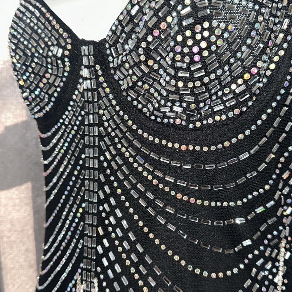 Dress - Picture 8 of 8